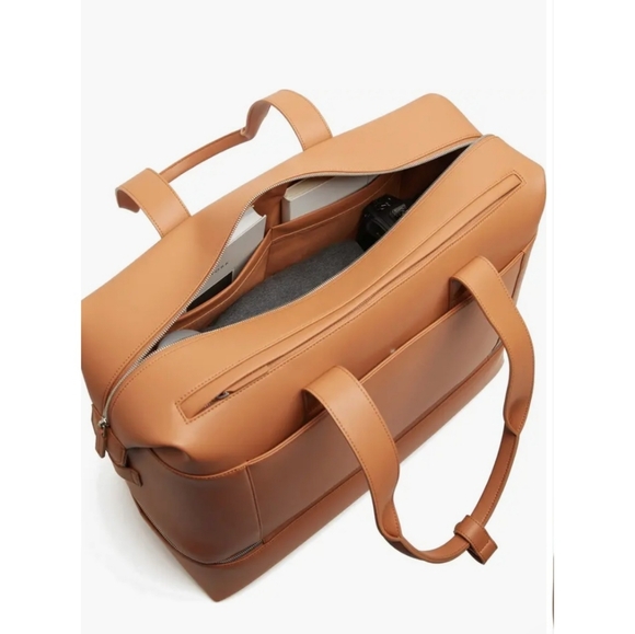 NEW Monos Metro Weekend Travel Bag in Saddle Tan Includes Add Ons! - Picture 3 of 10